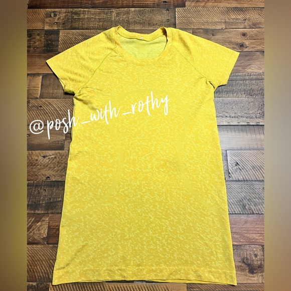 🍋 Lululemon Swiftly Tech Short Sleeve 2.0 - Picture 2 of 8